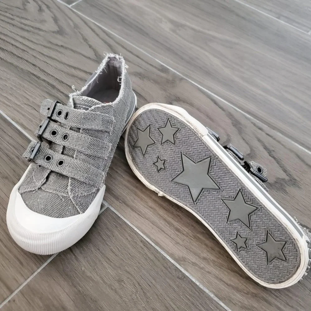 Girls rocket dog sneakers size 1